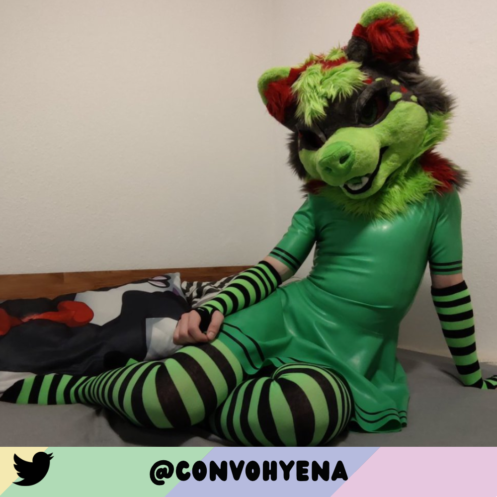 Neon Green vs Black Arm Warmers