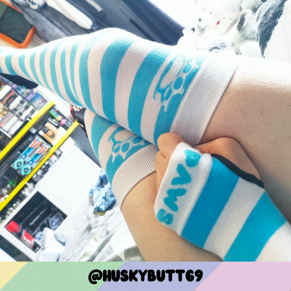 Light Blue vs White Arm Warmers