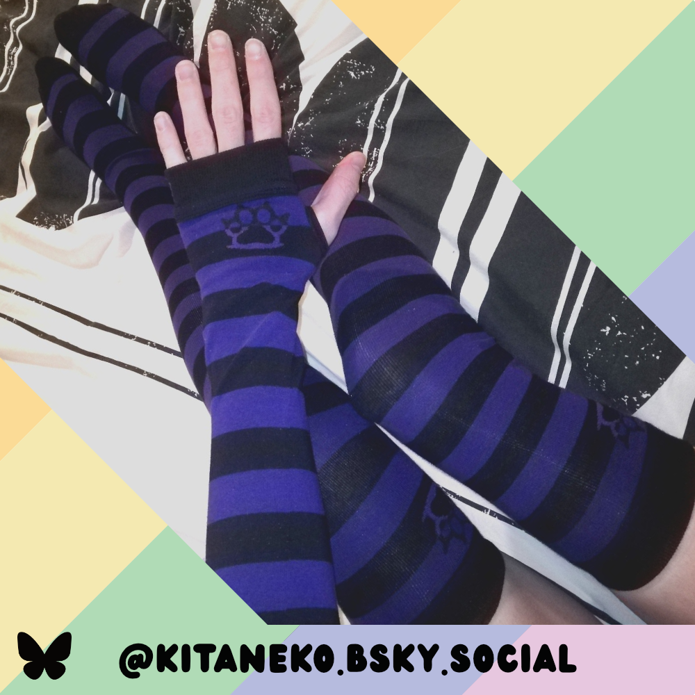 Purple vs Black Sockies