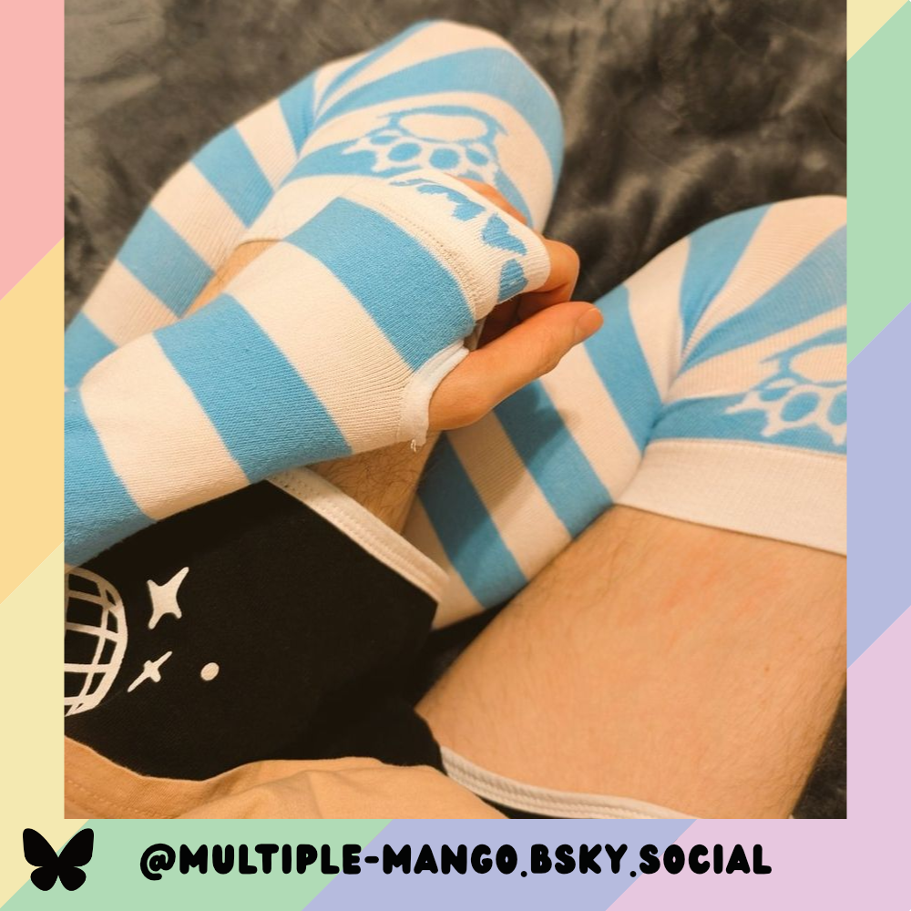 Light Blue vs White Arm Warmers