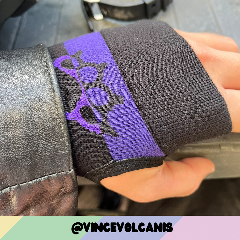 Purple vs Black Arm Warmers