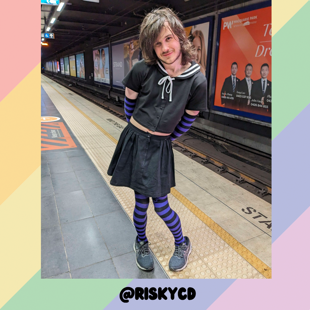 Purple vs Black Sockies