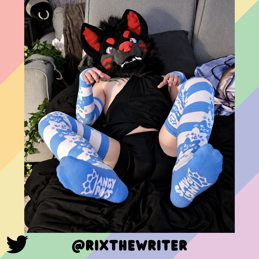 Light Blue Angy Cat Stak Arm Warmers