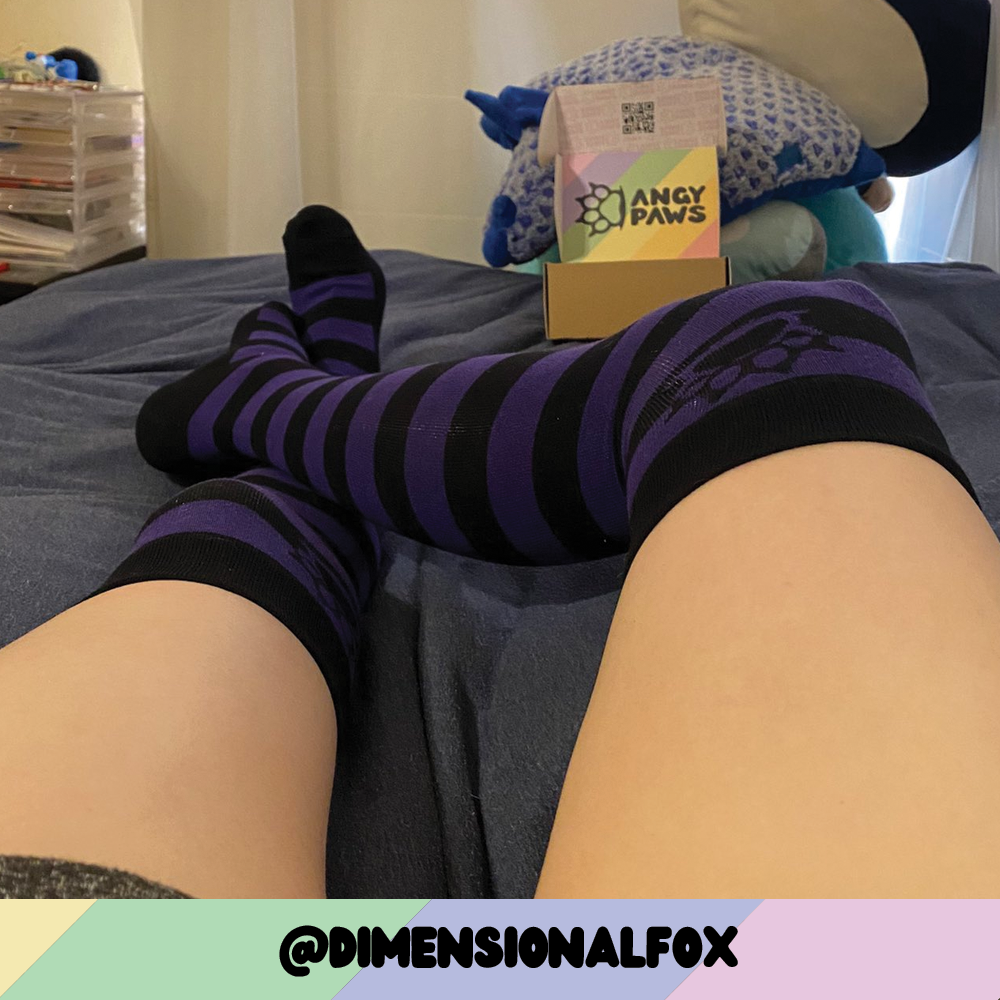 Purple vs Black Sockies