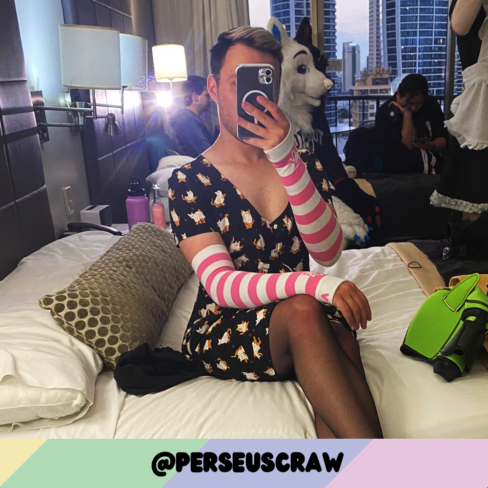 Light Pink vs White Arm Warmers