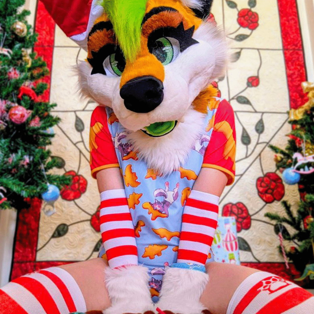 Red vs White Arm Warmers