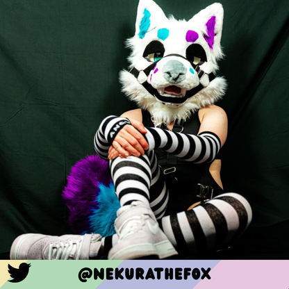 Black vs White Thigh High Sockies (old version)