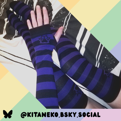 Purple vs Black Sockies