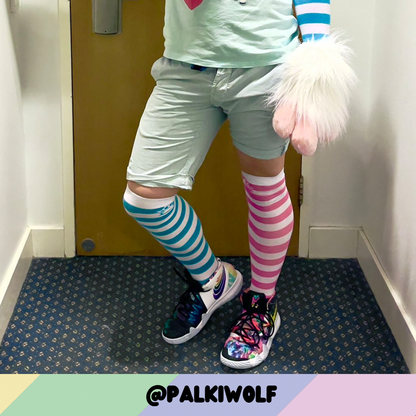 Light Pink vs White Sockies