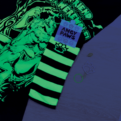 Chaussettes vert fluo ou chaussettes noires