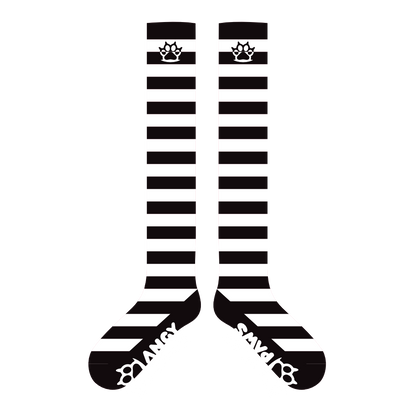 Chaussettes noires vs blanches